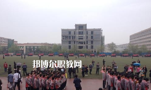 河北工程職業學校2022年招生辦聯系電話