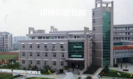 樂至縣回瀾職業(yè)中學(xué)2022年報名條件、招生要求、招生對象