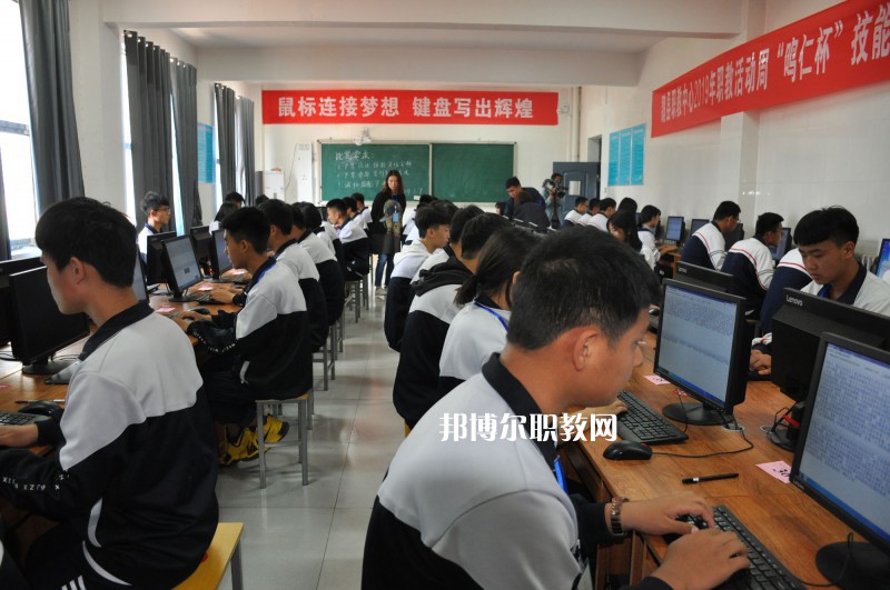 魏縣綜合職業(yè)技術(shù)教育中心2022年報名條件、招生要求、招生對象