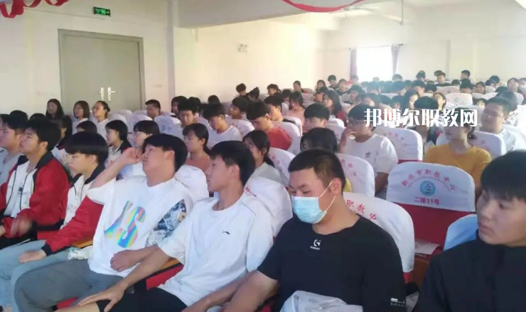 新樂職業(yè)技術教育中心2022年招生辦聯(lián)系電話