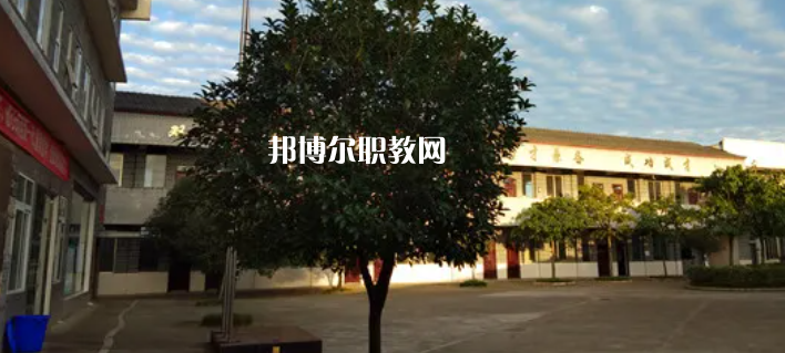 成都莊園機電職業技術學校2022年宿舍條件