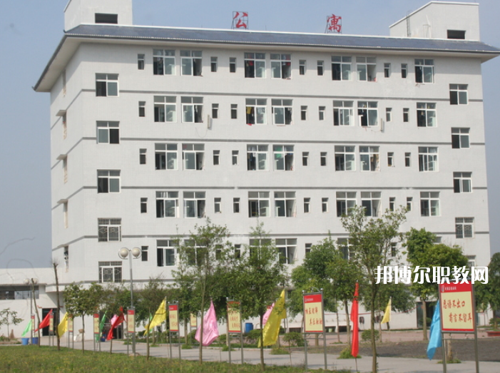 廣安武勝嘉陵職業(yè)技術(shù)學(xué)校2022年報(bào)名條件、招生要求、招生對(duì)象