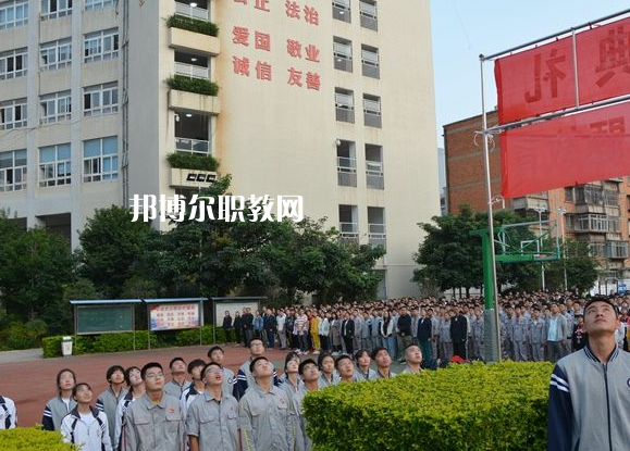 貴州2022年沒有畢業證可以讀中專學校嗎
