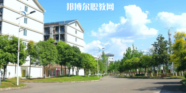 南充工貿科技職業學校2022年招生簡章