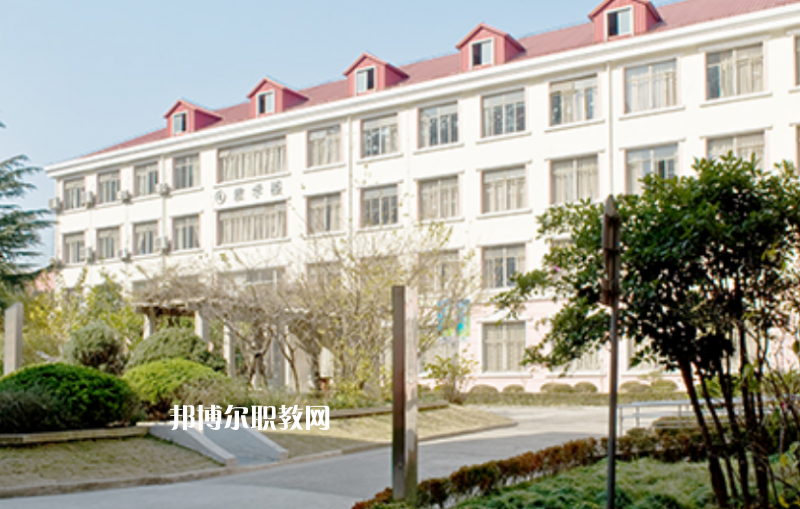 上海市醫藥學校2022年有哪些專業