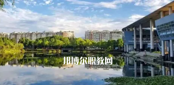 寧波高職?？圃盒Ｅ琶?強