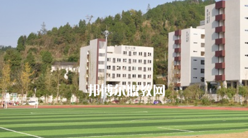 四川省南部縣職業技術學校2023年有哪些專業
