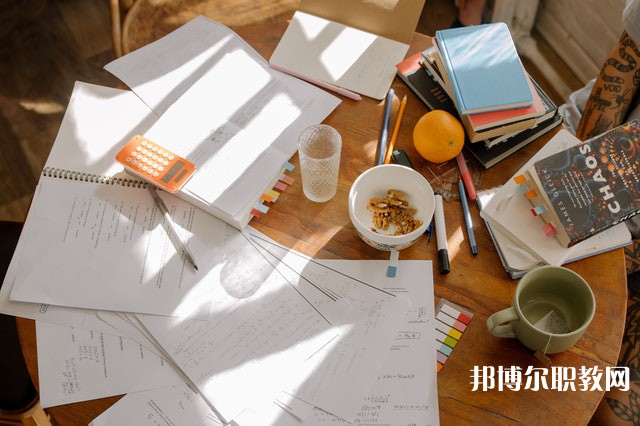 山西現(xiàn)代經貿學校有哪些招生專業(yè)（2023年）