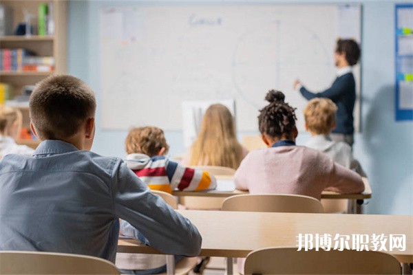 潁上信息工程學校有哪些招生專業（2023年）