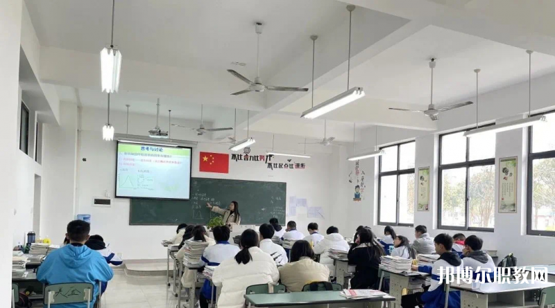 四川2024年高中畢業能上什么中專學校