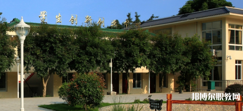 四川2024年初中畢業能上中專學校