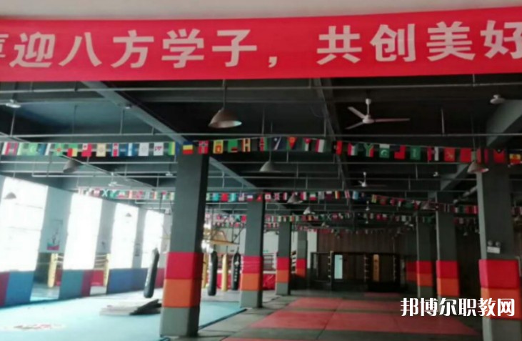 潁上縣止戈體育運(yùn)動(dòng)學(xué)校地址，乘車路線
