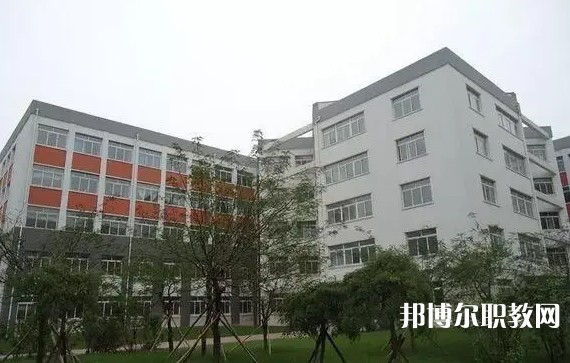鞍山市藝術學校怎么樣、好不好