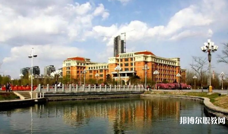 2025渤海大學(xué)附屬中等職業(yè)技術(shù)專業(yè)學(xué)校招生計(jì)劃 招生人數(shù)是多少(附要求、條件、對象)