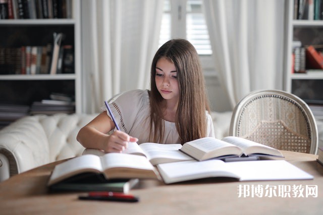 貴州哪里的職業(yè)學校能讀物聯(lián)網(wǎng)技術應用專業(yè)