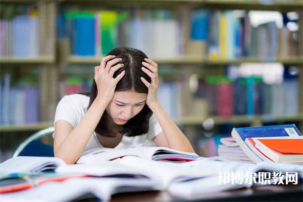 湖南哪里的中職學校能讀網頁設計專業
