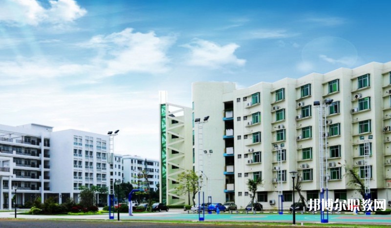 2025佛山市南海區(qū)理工職業(yè)技術(shù)學(xué)校招生計(jì)劃 招生人數(shù)是多少(附要求、條件、對(duì)象)