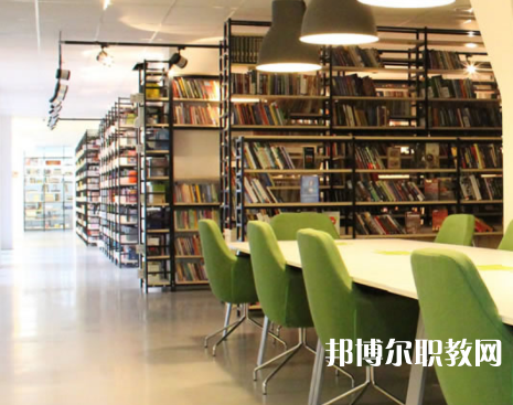 成都2025年有哪些大專學校有鐵路學校專業