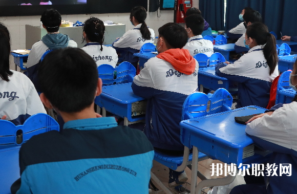 四川2025年初中生可以考什么消防技術(shù)工程學(xué)校