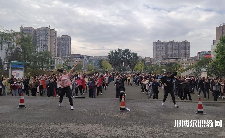 自貢2025年鐵路學(xué)校有哪些專業(yè)好