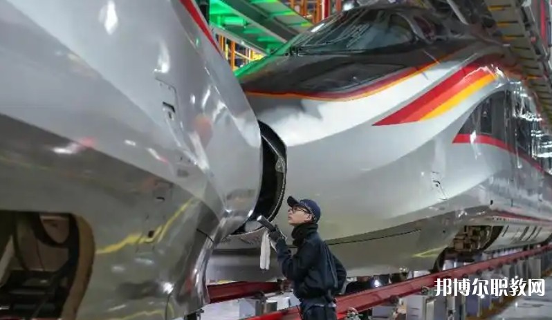 自貢2025年現在讀鐵路學校什么專業好