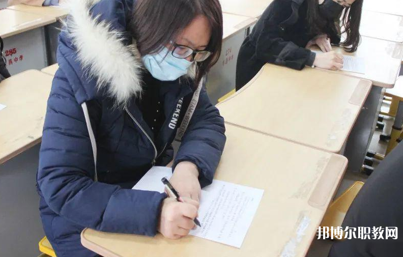 四川2025年消防工程技術(shù)學(xué)校學(xué)費(fèi)多少?